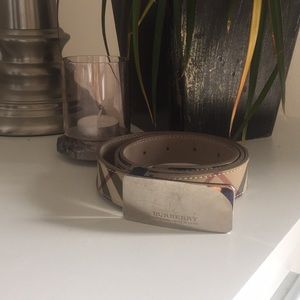 Burberry belt